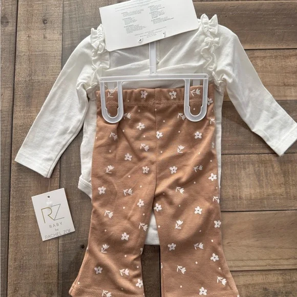 Rachel Zoe 4 Piece Floral Outfit Set 3-6 Months White Brown Bodysuit - Picture 2 of 3